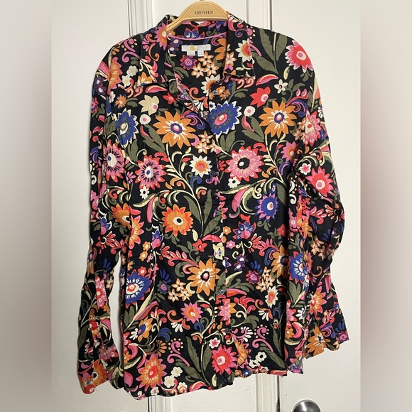 Boden New Linen Shirt in Black Gardenia Pop Floral Relaxed Fit - Picture 2 of 4